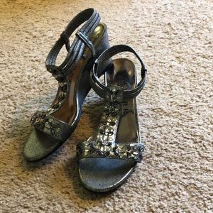 New York Transit wedge sandals, size 6.5, silver